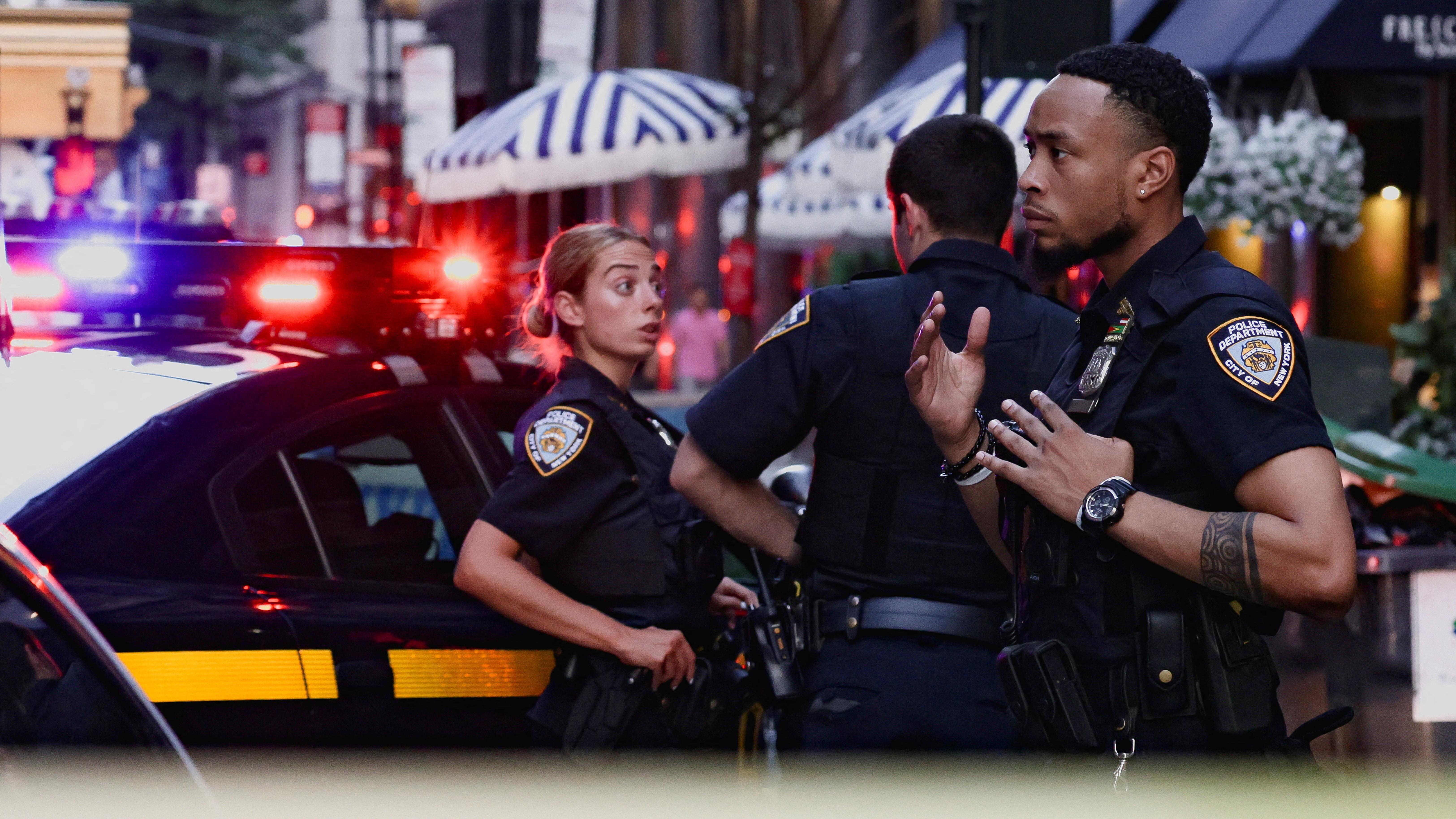New York police responding to reports of shooting in skyscraper