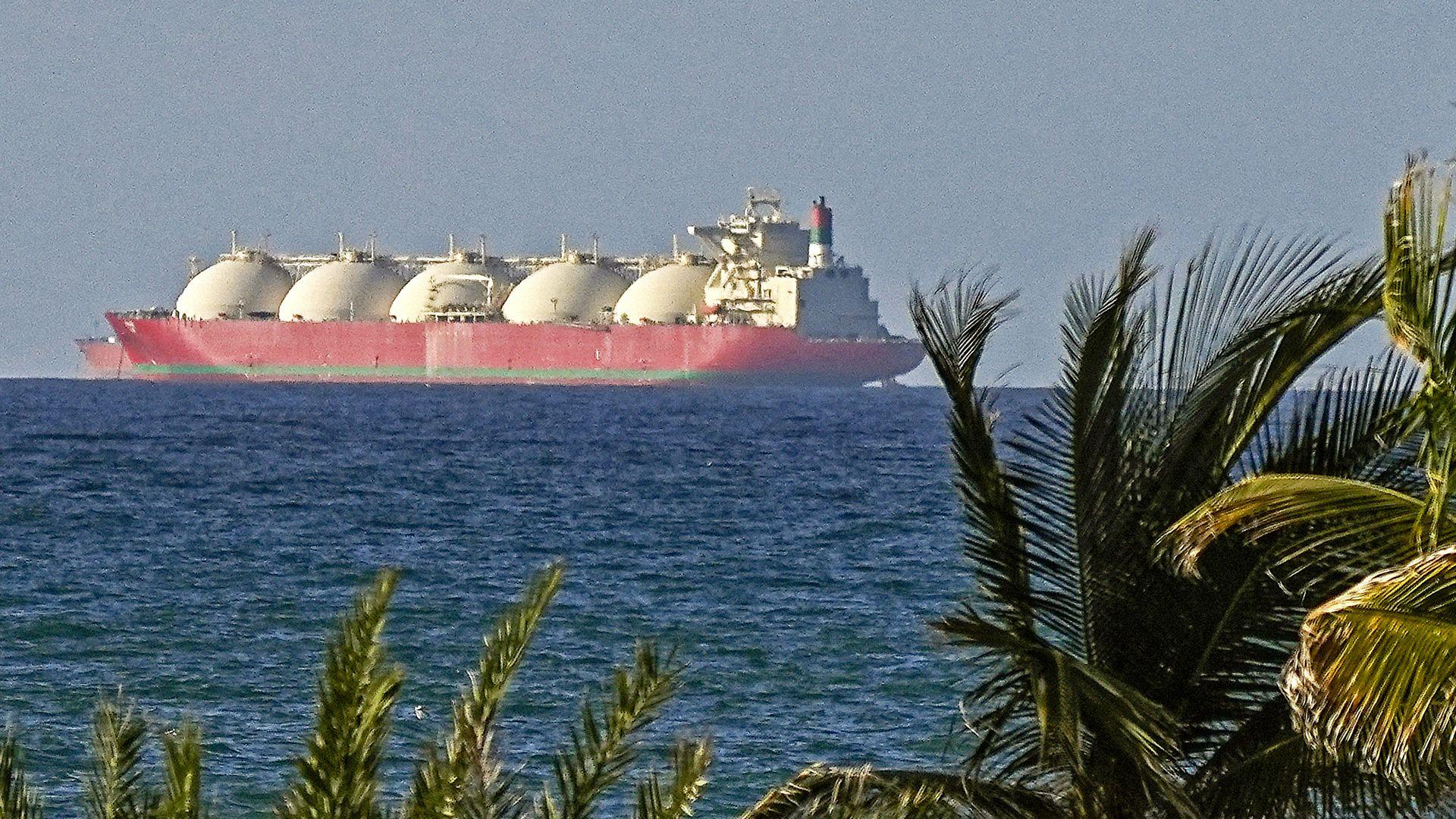 Israel and Hezbollah exchange strikes overnight as Trump criticises Iran's handling of Hormuz strait