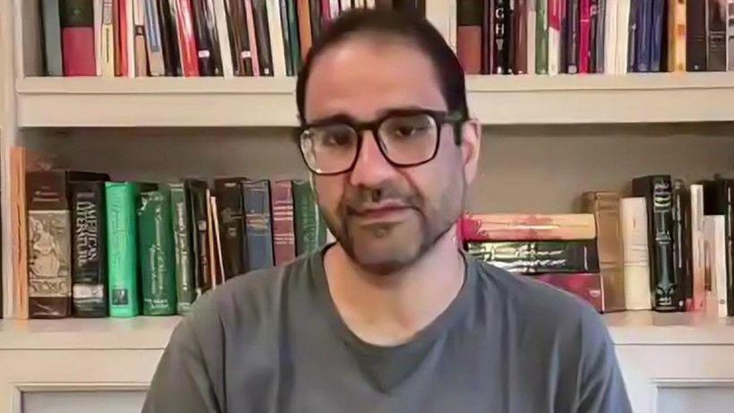 علاء عبد الفتاح