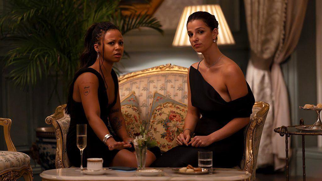 Cena da s&eacute;rie 'Industry'