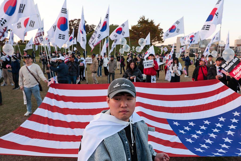 Protesta a favor de EE.UU. y en contra de China en Corea del Sur.