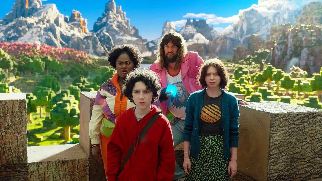 Minecraft kini telah berubah menjadi film Hollywood bertabur bintang.