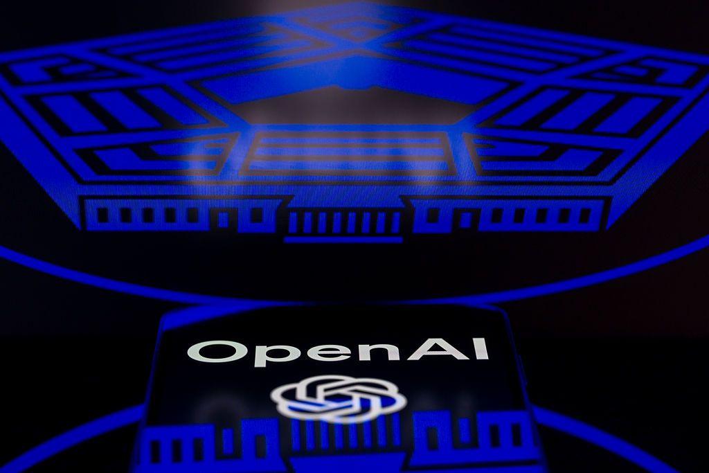 Logo de Open AI sobre dibujo del Pentágono