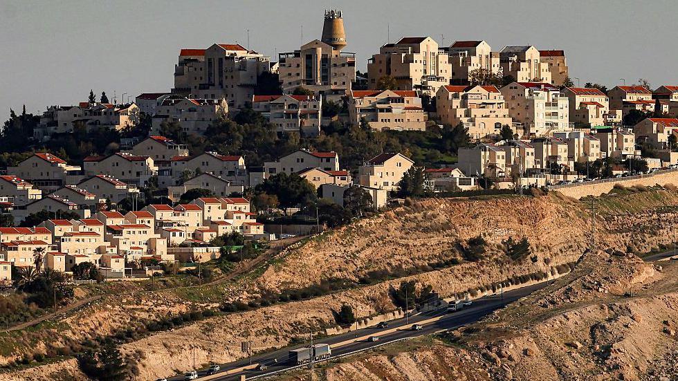Israel opens up tenders for controversial West Bank settlement project