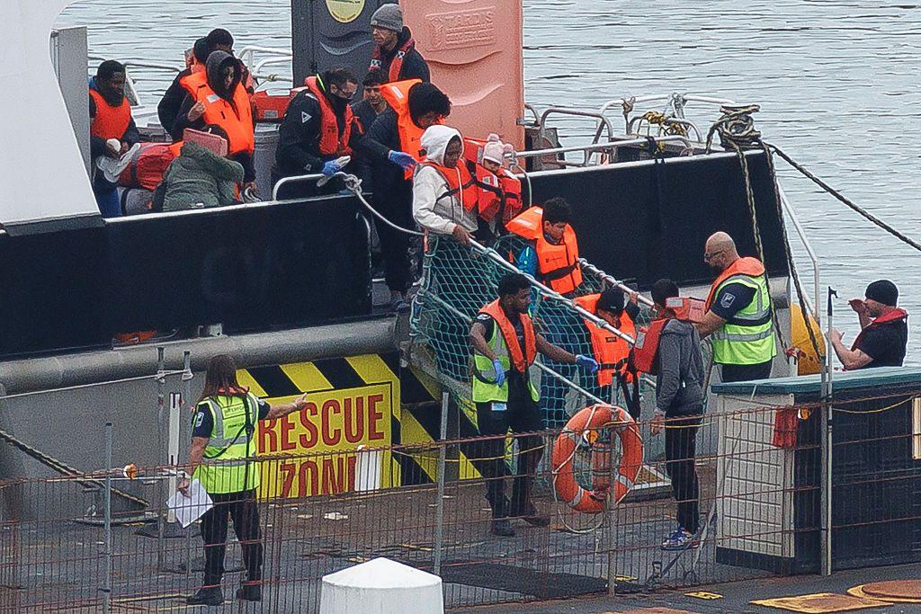 كيف يؤثر تغيير بريطانيا لسياستها في وضع اللاجئين ومستقبلهم؟
