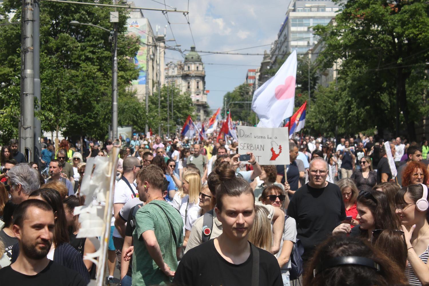 studenti, sindikati, protest studenata i sindikata ispred vlade