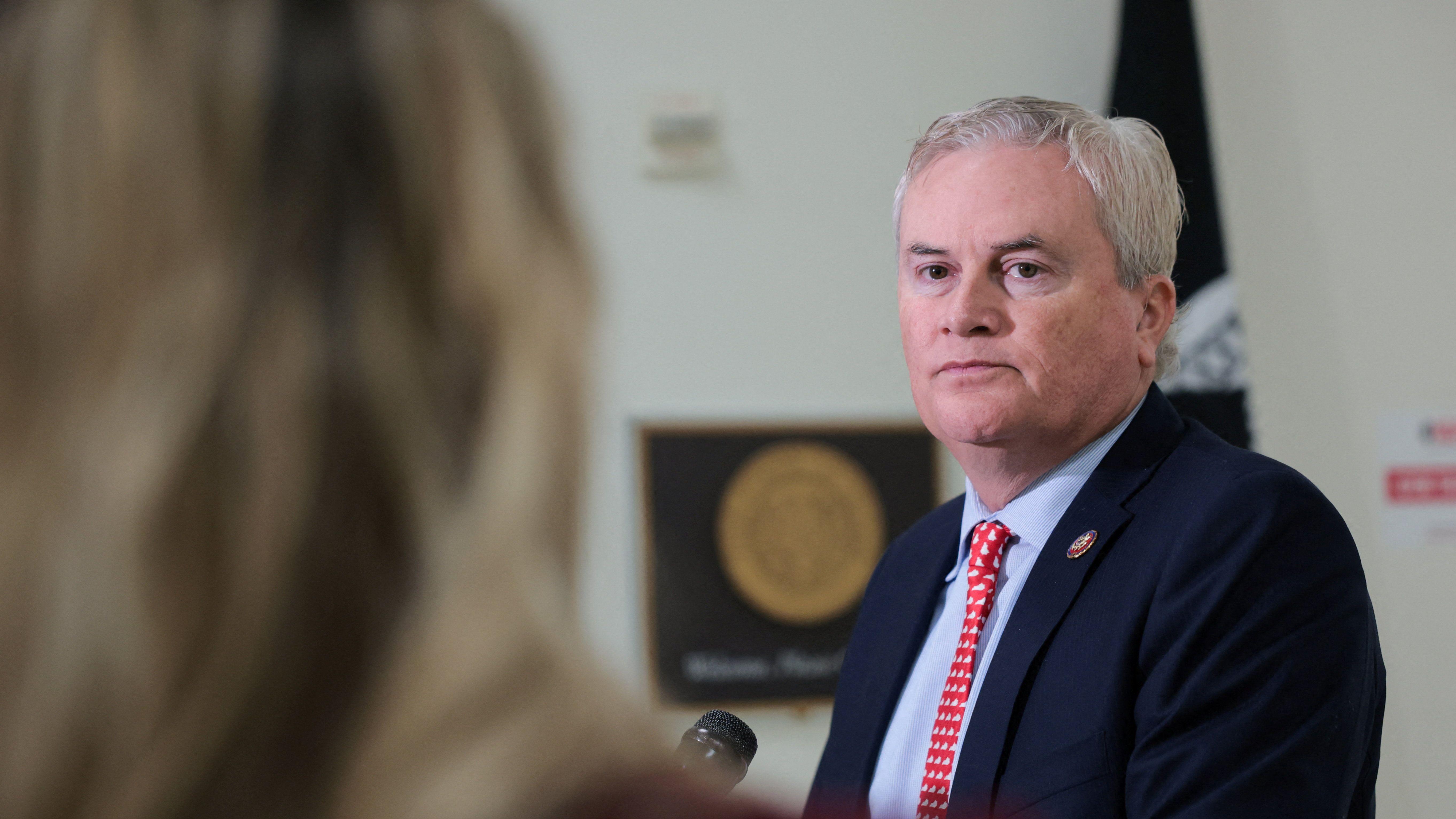 Epsteins personal lawyer tells Congress he had no knowledge of financiers crimes