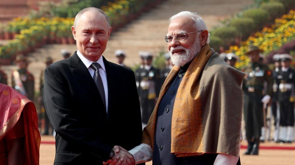 Putin meets Modi in Delhi with oil and trade in focus 