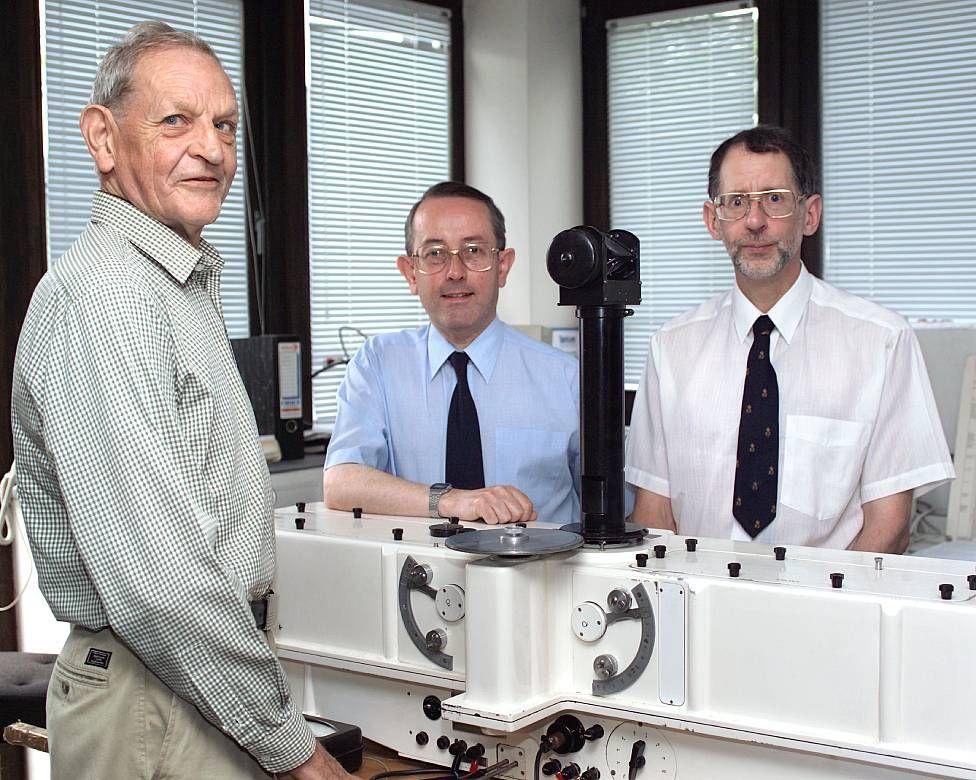 Los tres científicos británicos que descubrieron el agujero en la capa de ozono: Joe Farman, Brian Gardiner and Jon Shanklin.