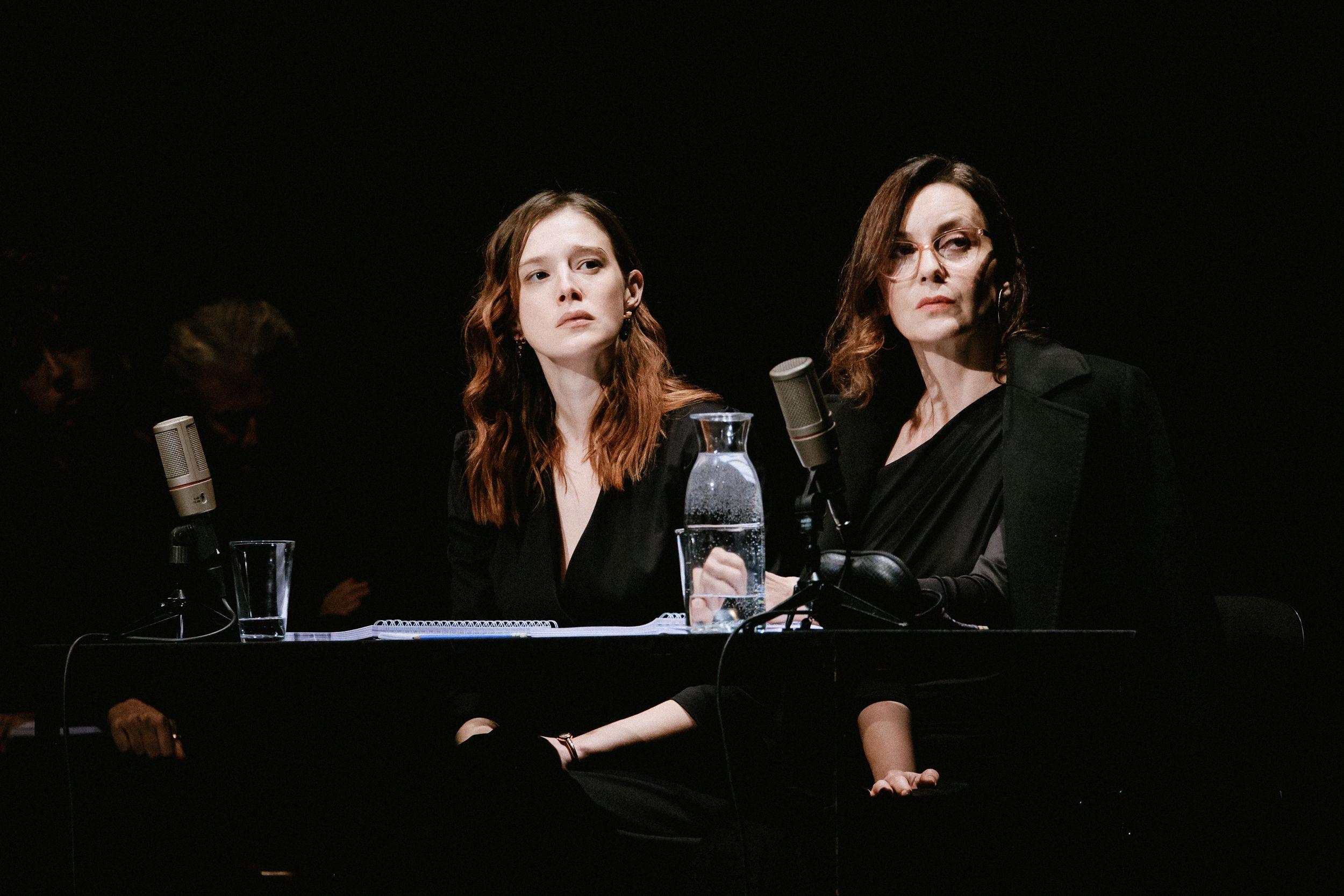 Ne:Bitef i „Proces Peliko“ za publiku željnu pravde 9 Glumice Milena Radulović i Nada Šargin