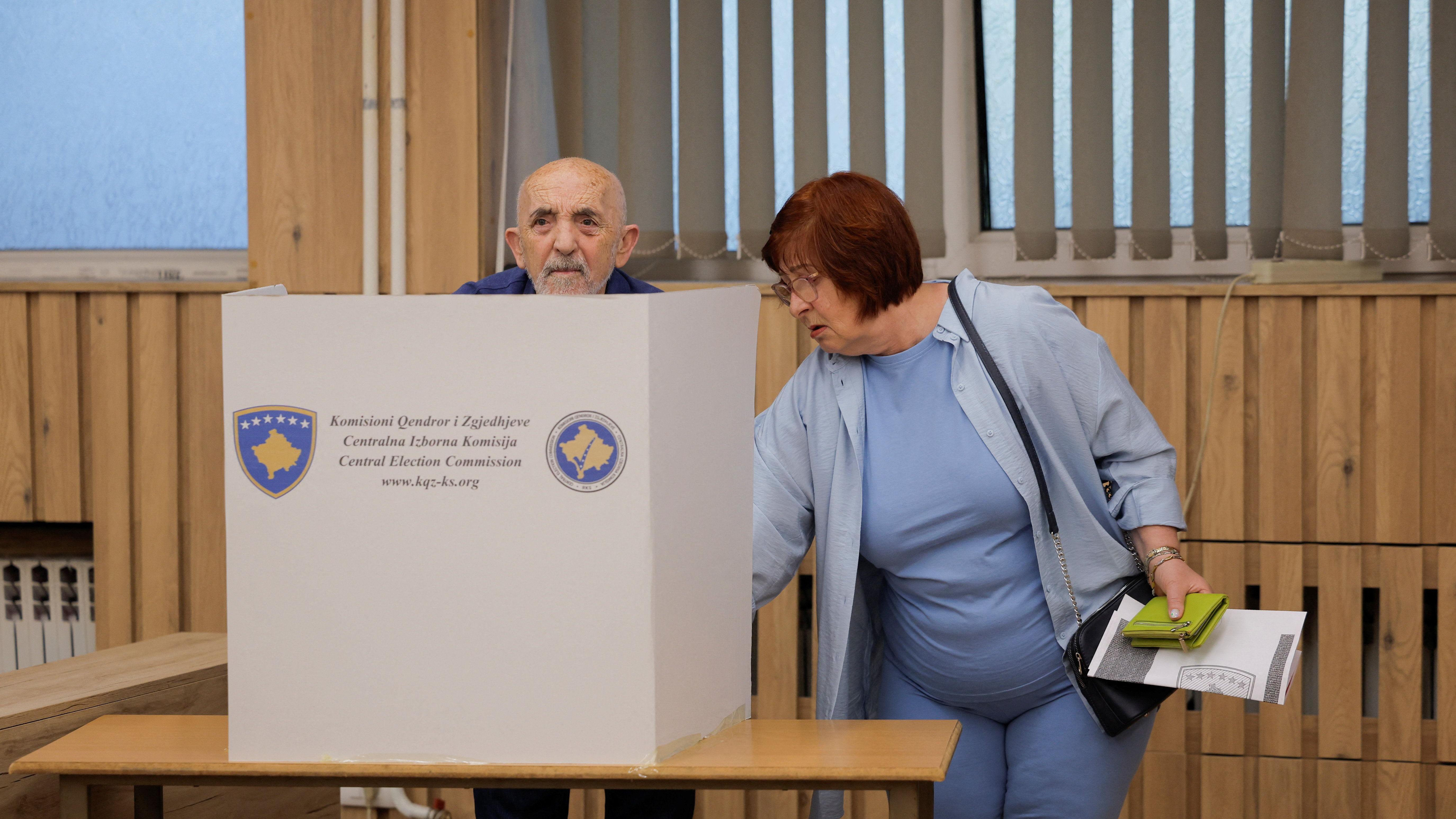 Izbori na Kosovu: Još jedna pobeda Samoopredeljenja, ali bez većine u parlamentu 5 kosovo, izbori na kosovu, glasanje na kosovu