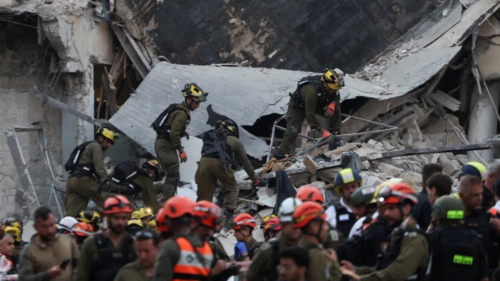 Iran launches fresh missile strikes on Israel as conflict enters fourth day