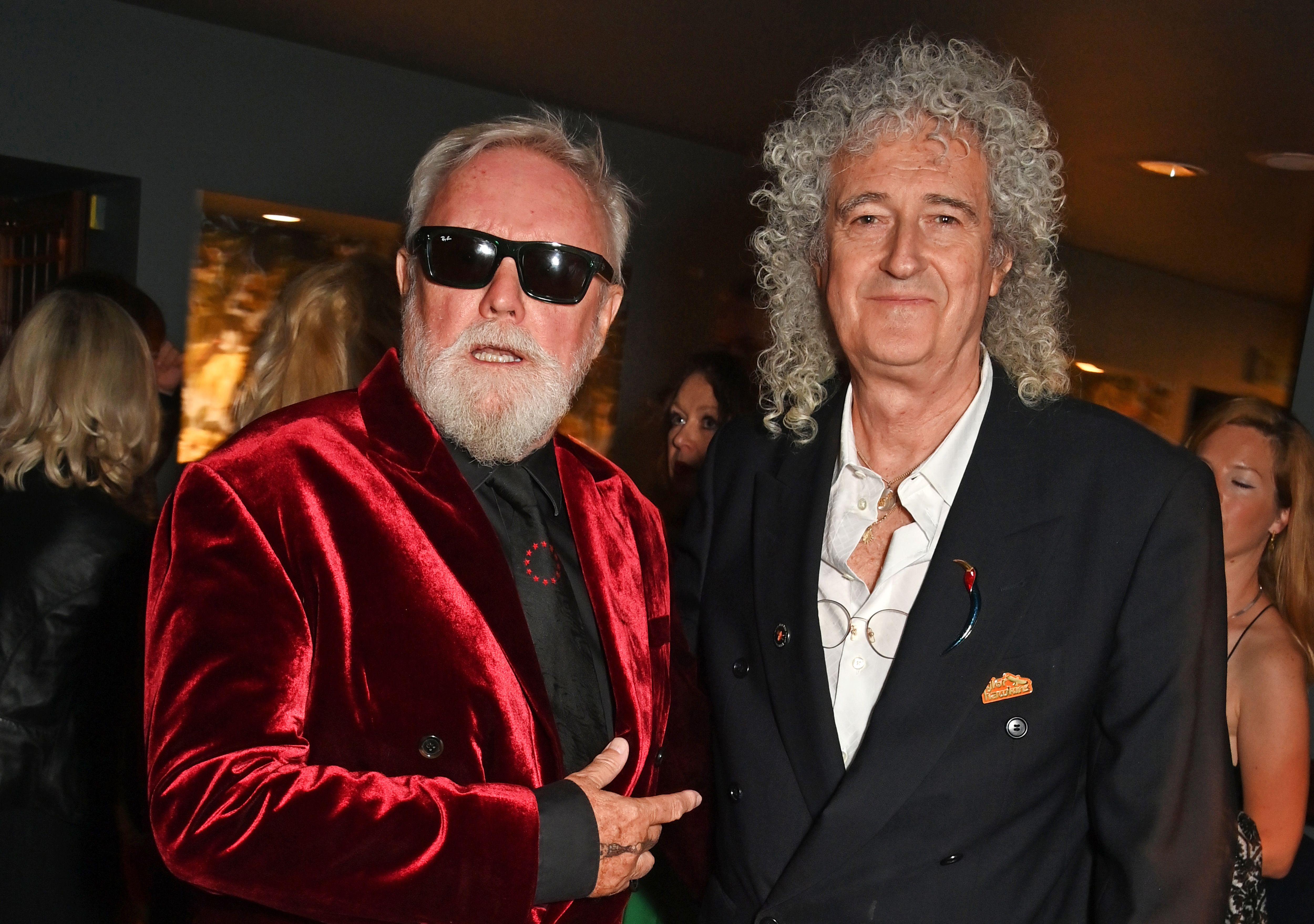 Roger Taylor y Brian May asisten a la función de gala de "We Will Rock You" en el London Coliseum el 7 de junio de 2023 en Londres, Inglaterra.