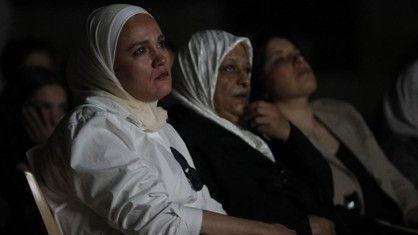 أمهات يطالبن بفتح دور الأيتام خارج محافظة دمشق وريفها للبحث عن أطفالهن المفقودين 