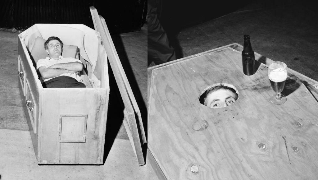 Meany acostado en el féretro con la tapa al lado, y luego ya tapado, con su rostro asomándose por un hueco