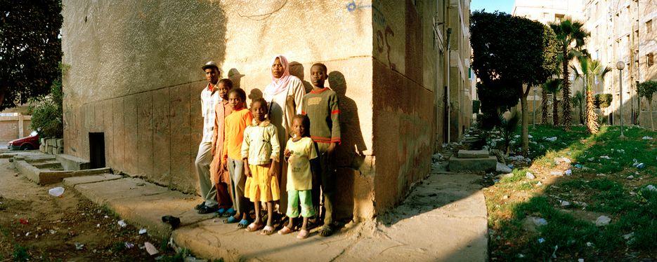 صورة لعائلة سودانية تسكن في مصر
