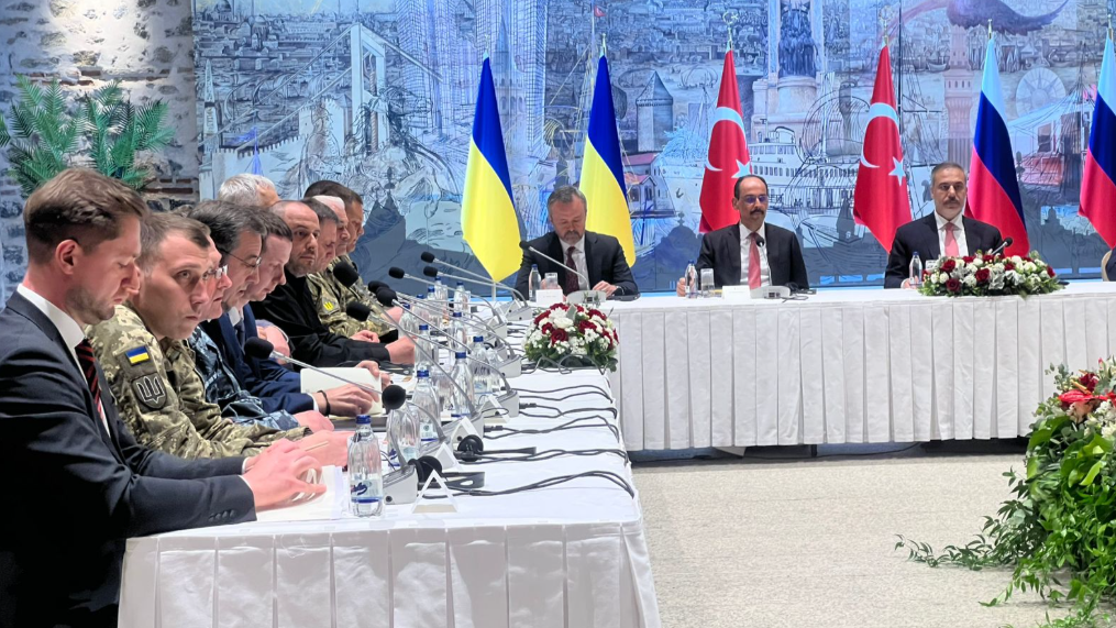 Ukrainian and Russian officials meet for first face-to-face talks in three years