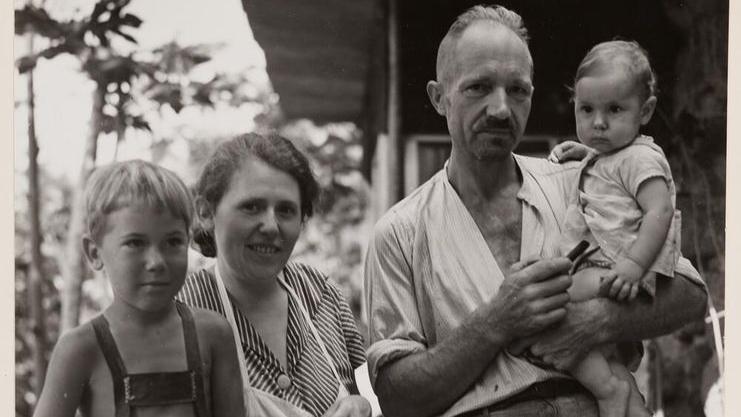 Heinz y Margret Wittmer con dos de sus hijos en la foto