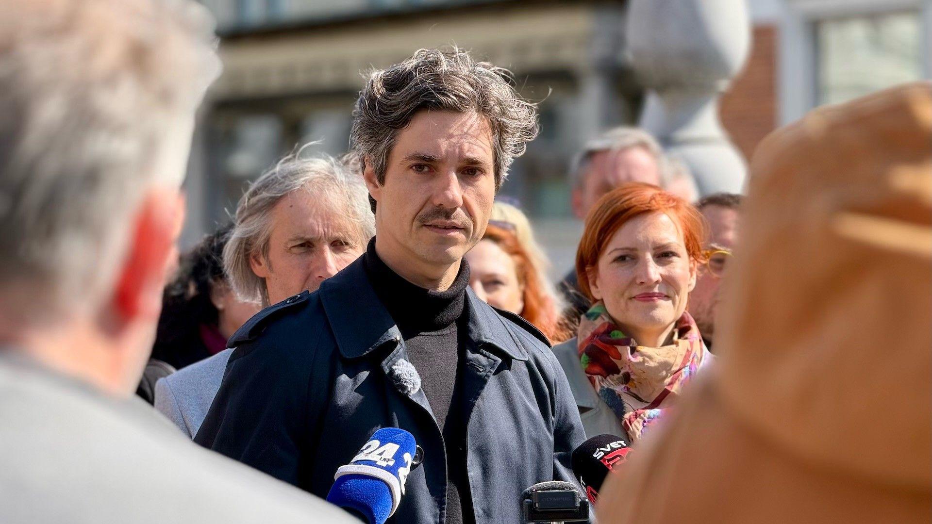 Luka Mesec, lider Levice, potpredsednik je vlade zadužen za rad, porodicu, socijalna pitanja i ravnopravnost