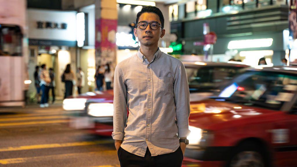 2020年，羅冠聰在香港的街頭上。