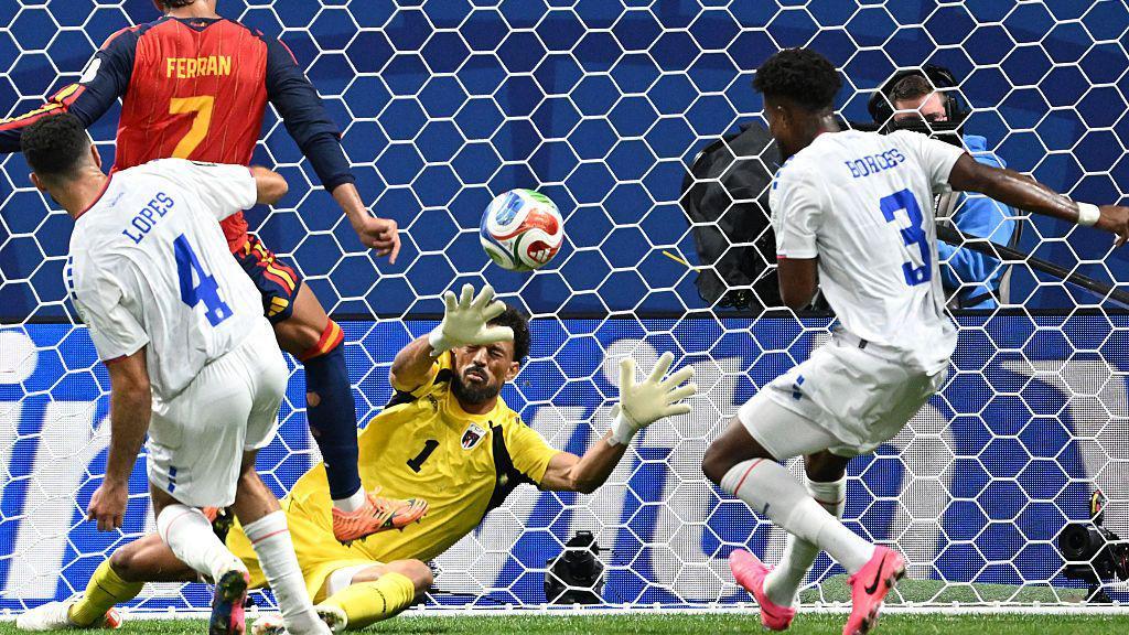 World Cup: Cape Verde goalkeeper Vozinha, 40, frustrates Spain