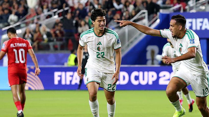 Algeria come from behind to lead Jordan as both sides bid for first points