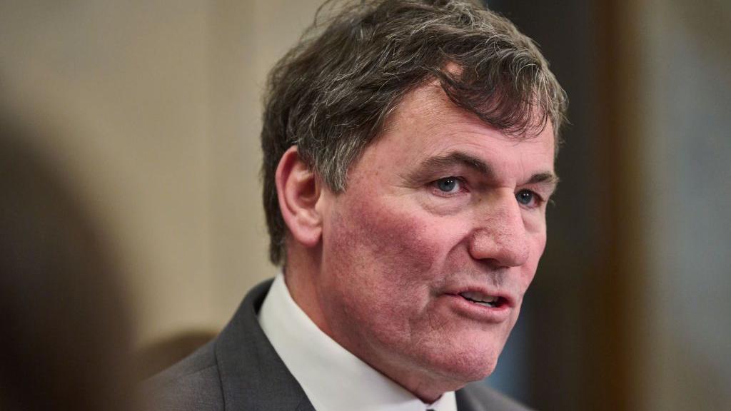 Canada formally requests renewal of North American free trade pact
