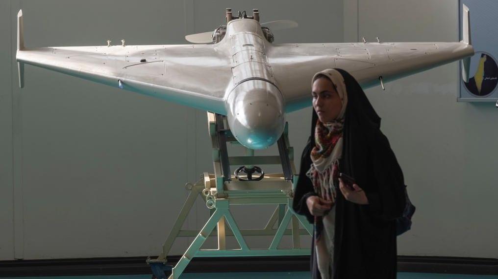 El dron Shahed 136 es uno de los últimos logros de la industria iraní.

