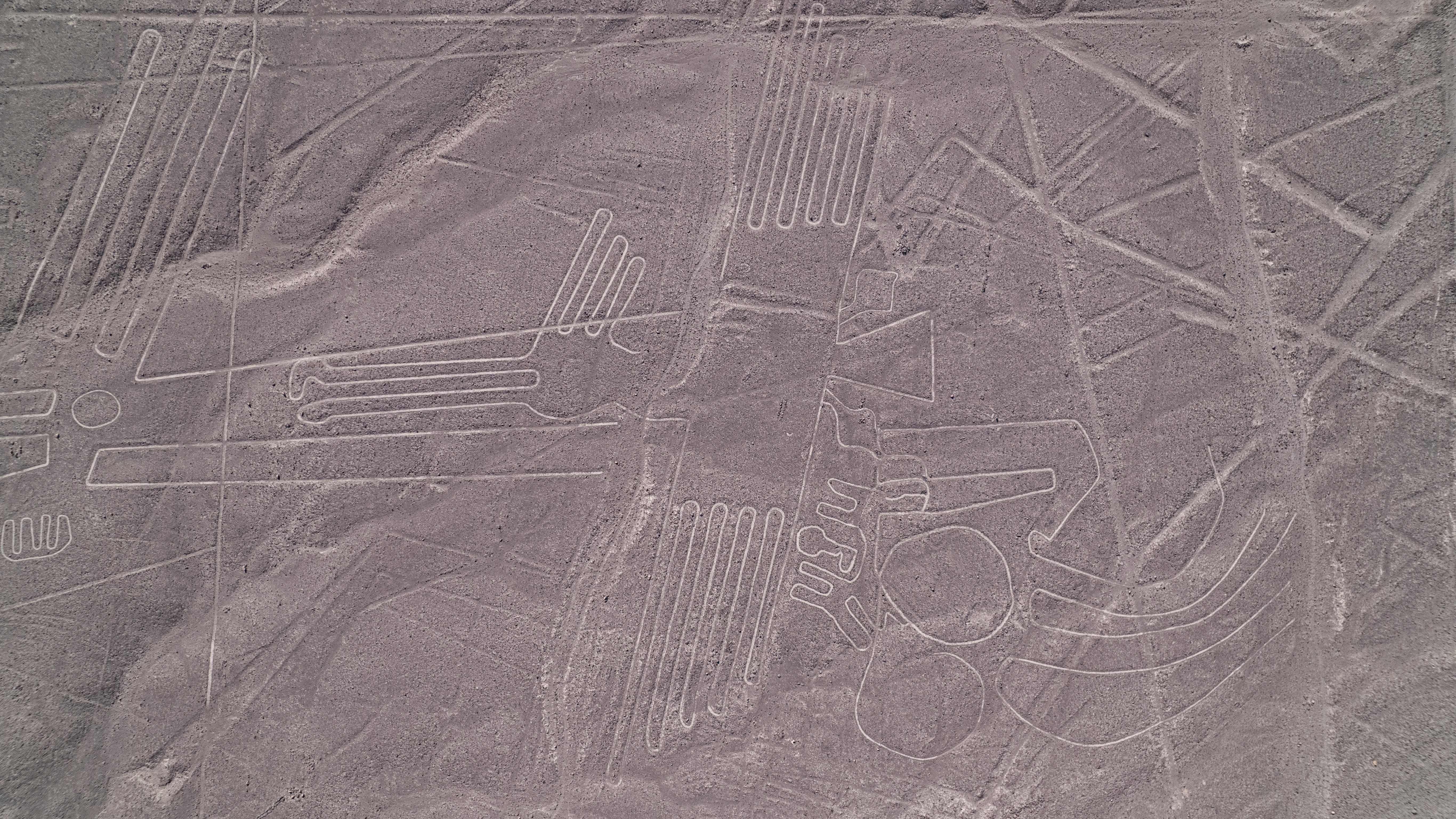Vista aérea de las líneas de Nazca.