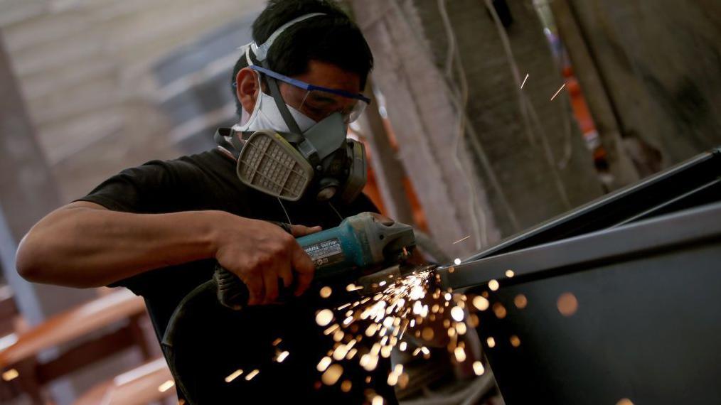 Trabajador peruano.