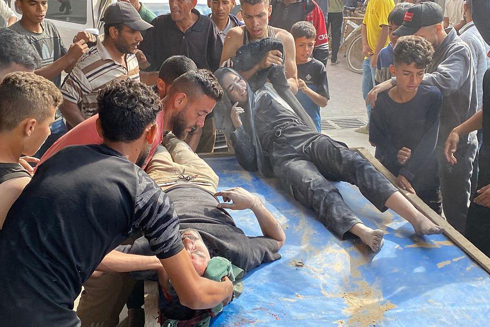 مقتل وإصابة عشرات الفلسطينيين برصاص الجيش الإسرائيلي بالقرب من مركز لتوزيع المساعدات في رفح 1 جرحى فلسطينيون