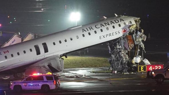 Two pilots killed after plane and ground vehicle collide at New Yorks LaGuardia Airport