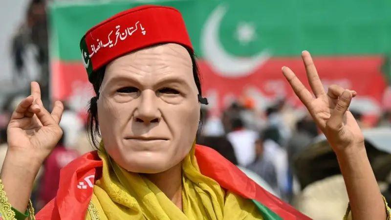 عمران خان، احتجاج