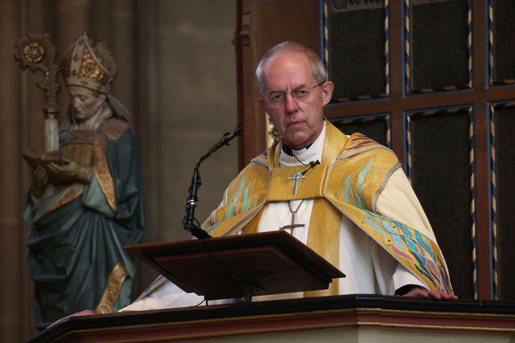 Justin Welby dando un sermón