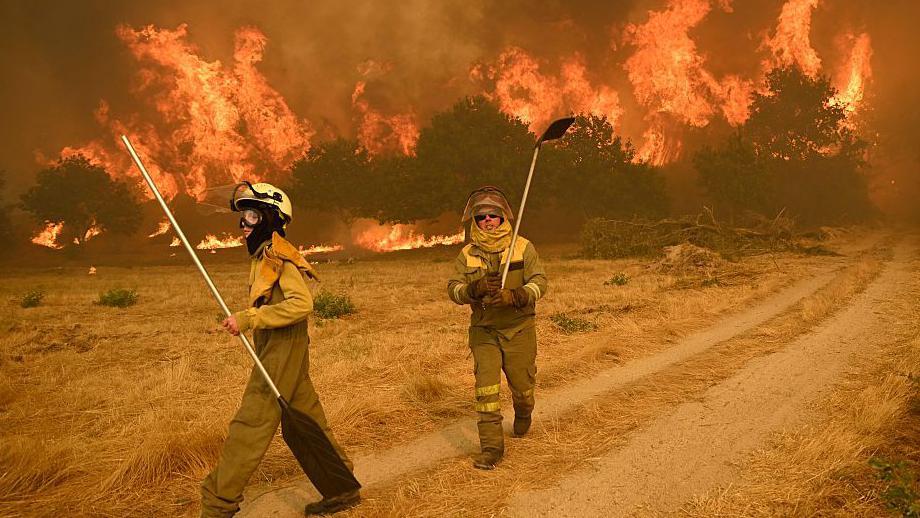 Spain at extreme risk of new wildfires as 14 blazes spread