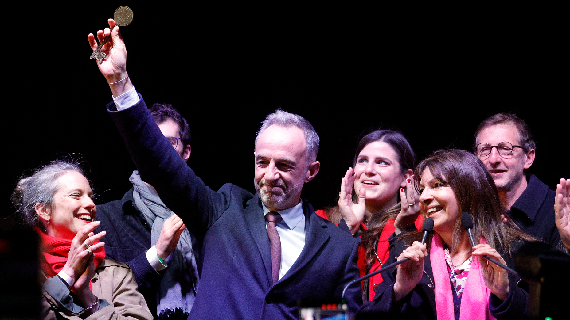 Frances Socialists hold on to power in major cities in election boost for mainstream