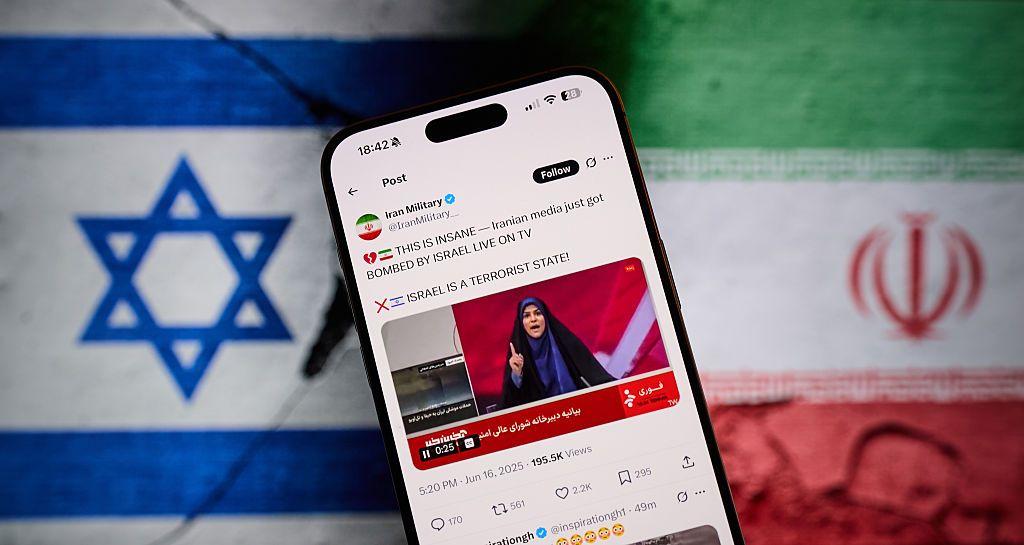 كيف استخدمت السفارات الإيرانية منصّة "إكس" لتعزيز رسائل الحرب؟