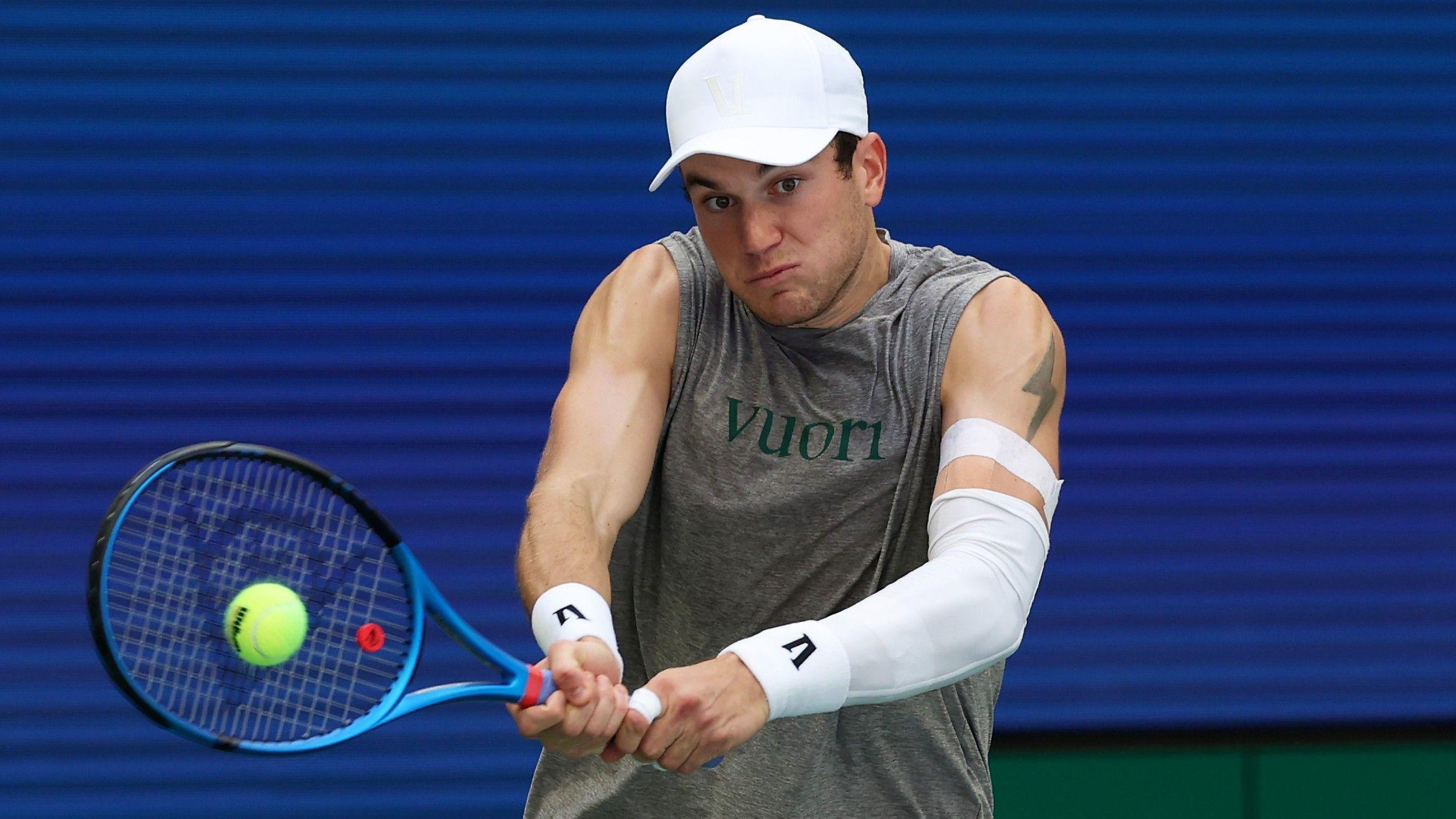 US Open: GBs Draper begins campaign, Norrie through - listen & follow