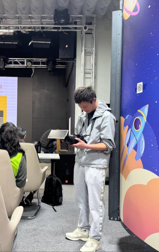 劉亮的資料照片