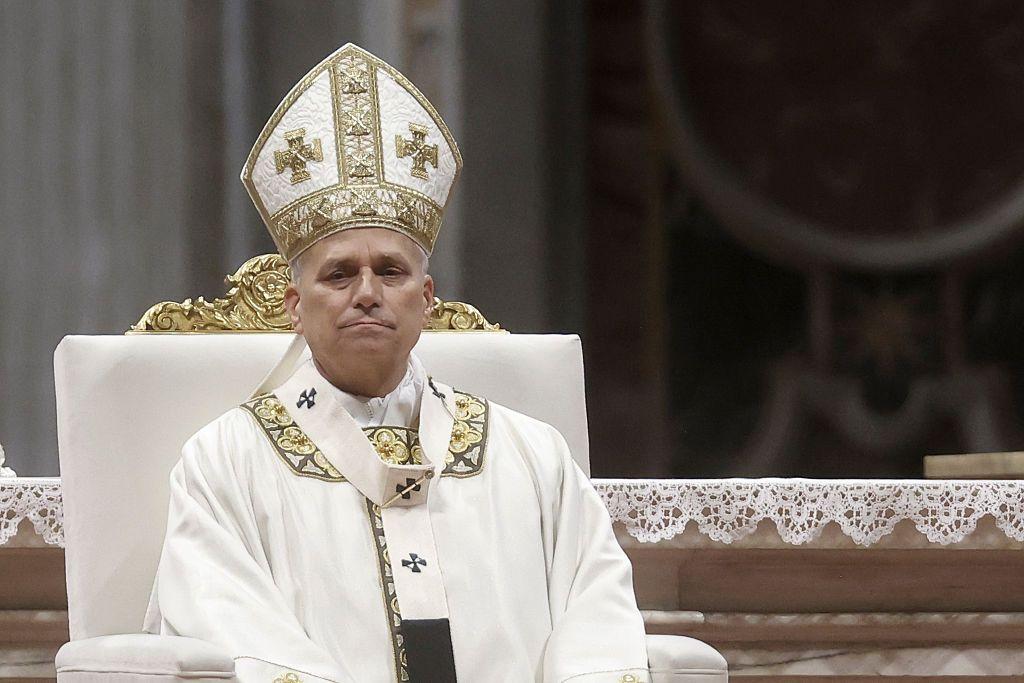 El papa León XIV dirige una misa en la Basílica de San Pedro de El Vaticano el 12 de diciembre de 2025.