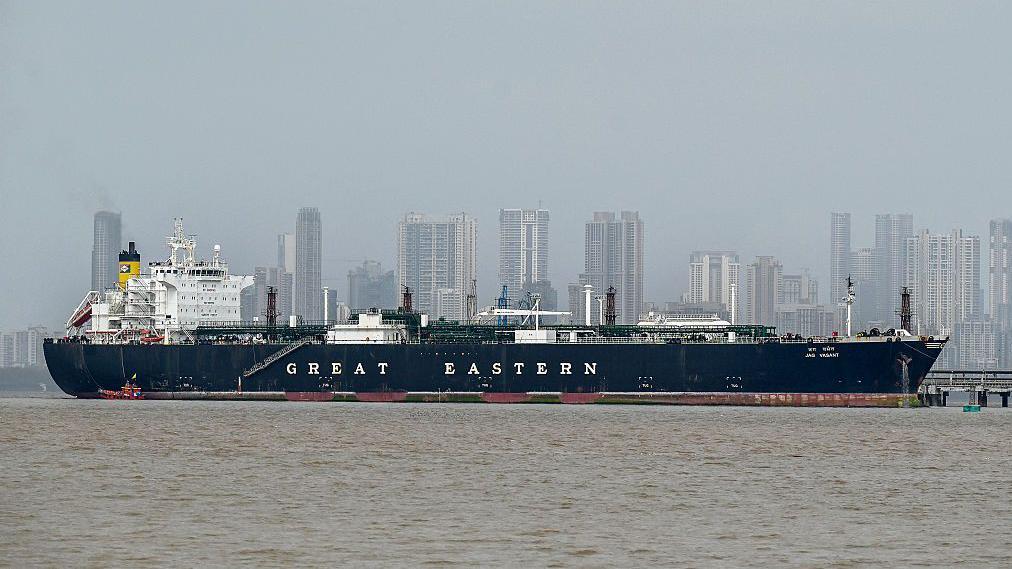 인도 국적의 액화석유가스(LPG) 운반선 '자그 바산트'호