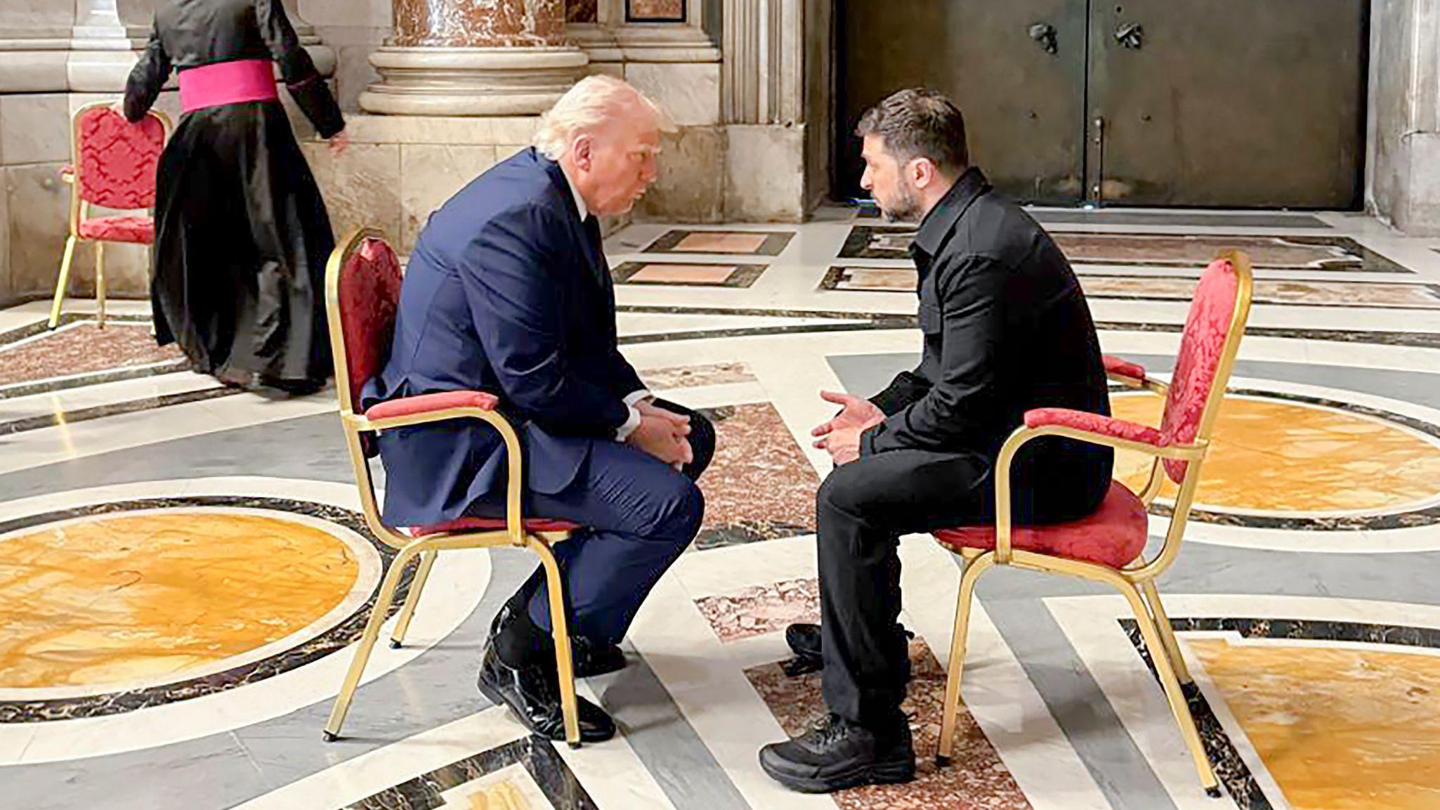 Tramp i Zelenski u Vatikanu