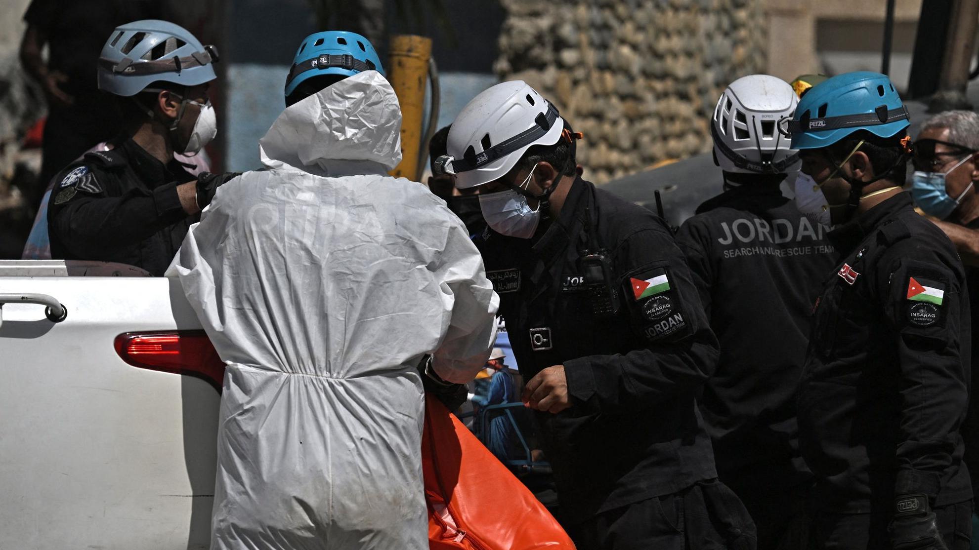 بعد ستة أيام تحت الأنقاض، كيف نجح فريق أردني في إنقاذ طفل من بين ركام زلزال فنزويلا؟