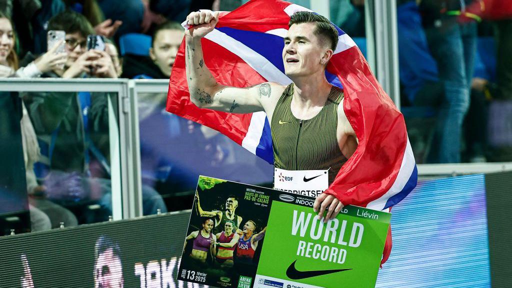 Jakob Ingebrigtsen, doble campeón olímpico