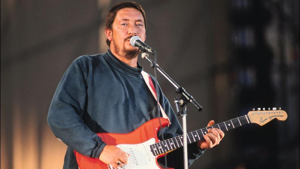 Driving Home for Christmas singer Chris Rea dies aged 74