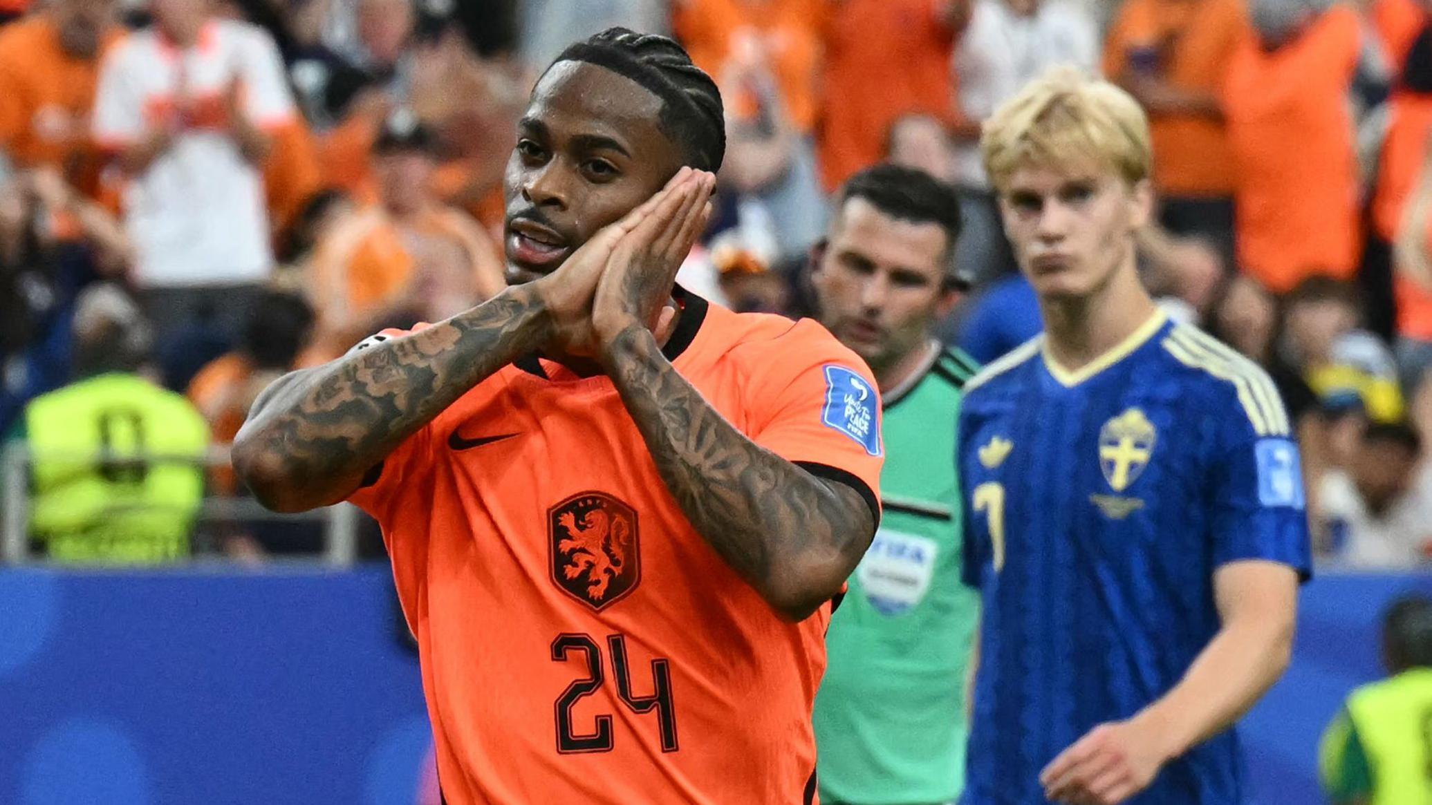 Watch as five-goal Netherlands sweep past Sweden