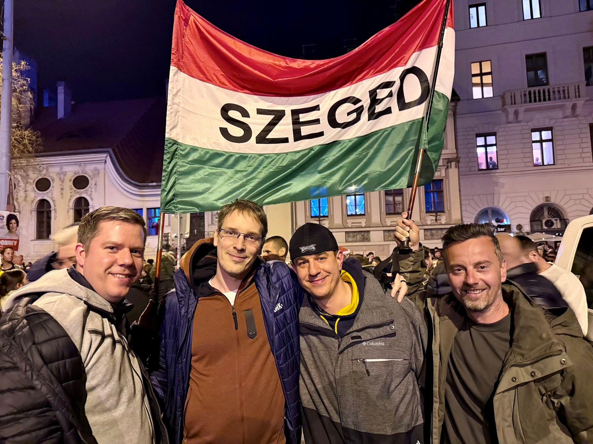 Pristalice Mađara slavili su pobedu u centru Budimpešte 