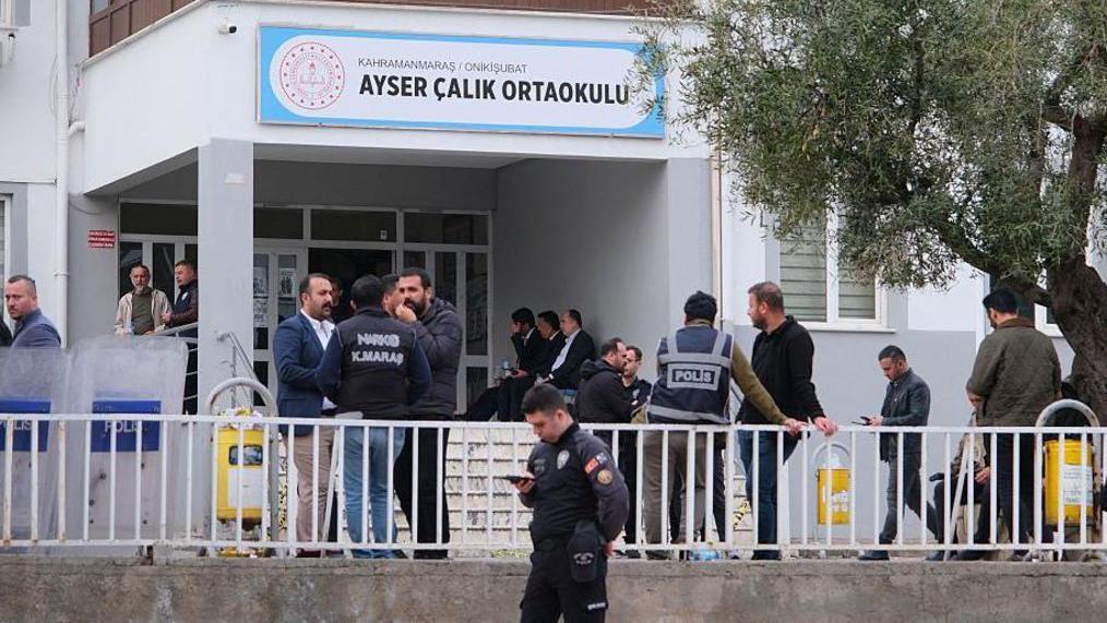 الشرطة التركية تعتقل 162 شخصاً بسبب تعليقات إلكترونية عن إطلاق النار في المدارس