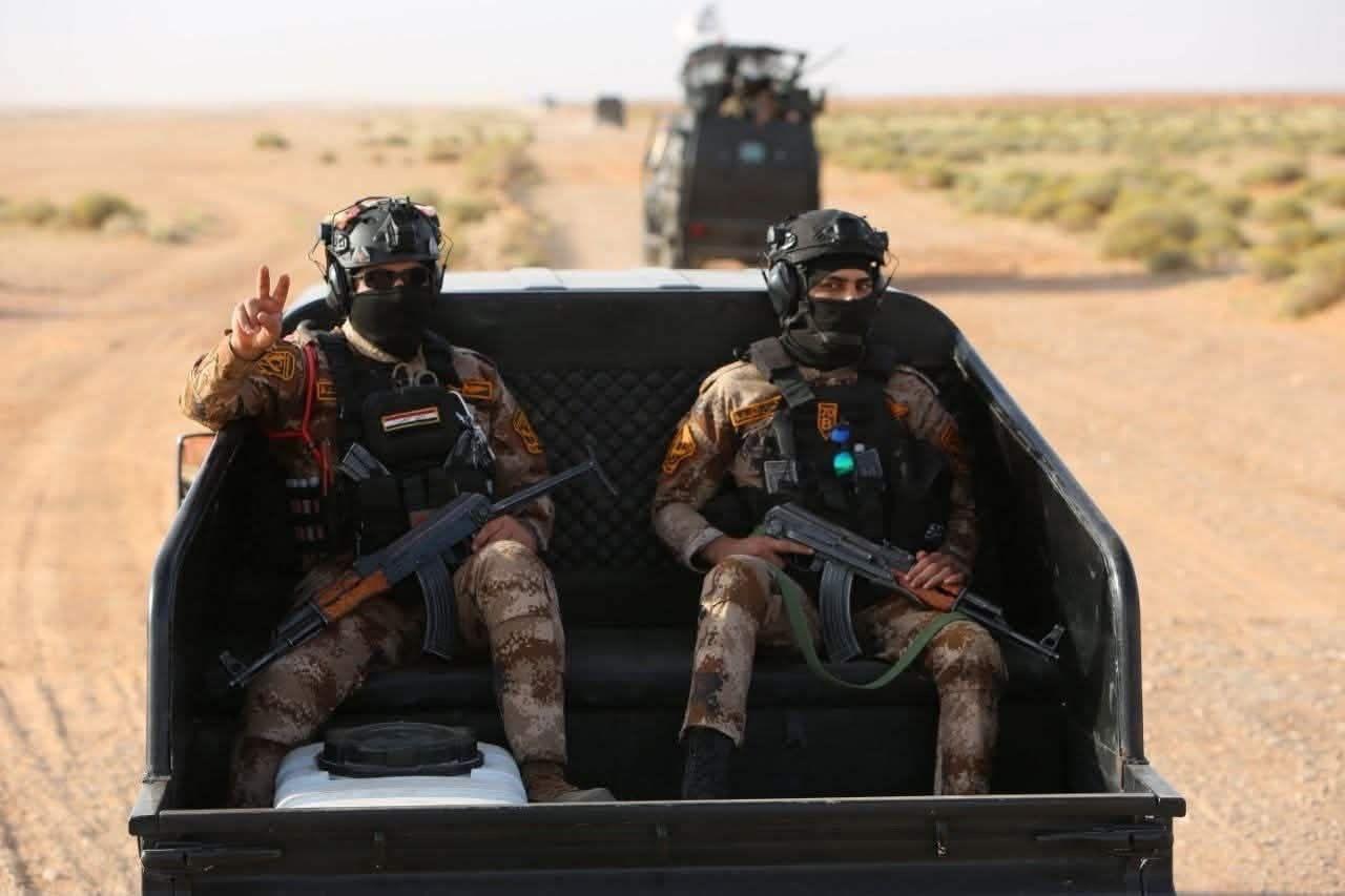 عناصر من الحشد الشعبي 