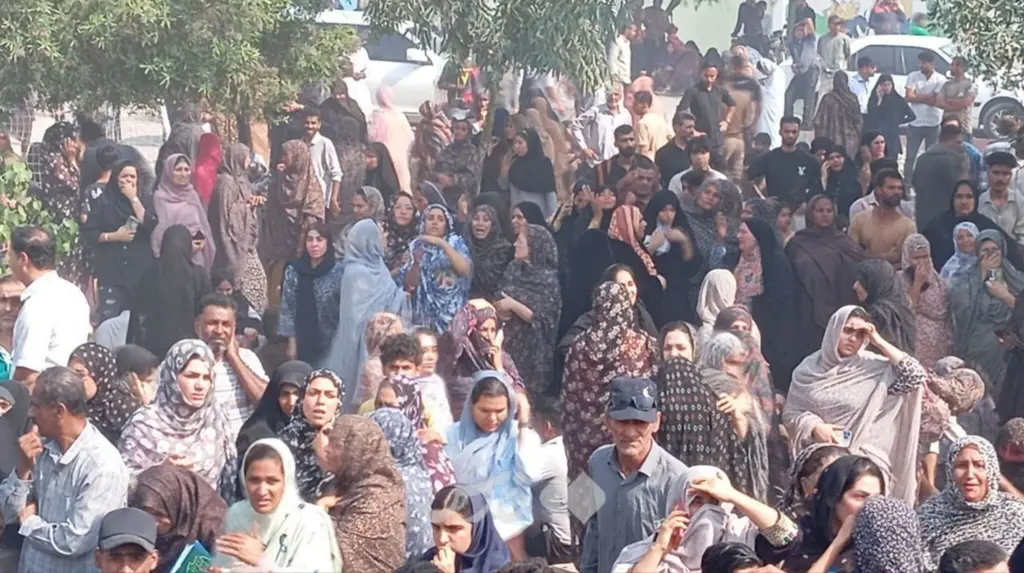 گزارش‌ها از دست‌کم «۸۵ کشته» در دبستان دخترانه در میناب